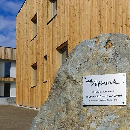 Building Alpenrock, Apartment *